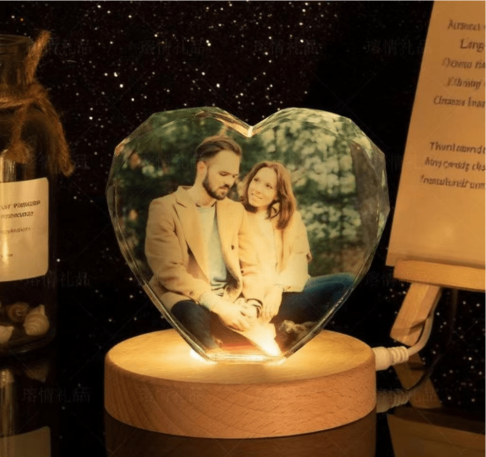 Crystal 3D interior carving creative photo ornament DIY pattern engraving couple decoration holiday gift desk ornament - Family Watchs