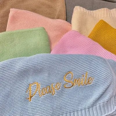 Custom Baby Blanket with Name, Personalized Embroidered Baby Blanket Personalized Knit Baby Name Blanket Newborn Baby Gifts, Gifts for Baby Boy, Baby Girl, Birthday - Family Watchs