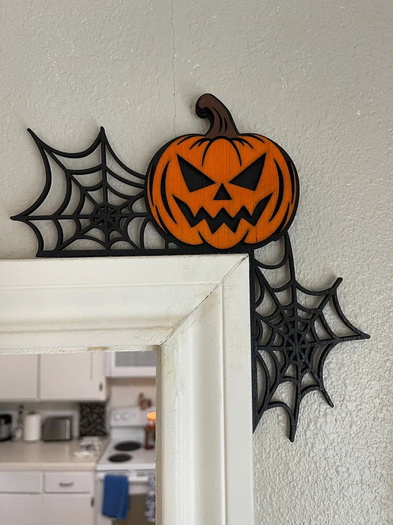 Halloween Door Corner Sign - Door Corner Decor - Halloween Decorating - Halloween Signs - Spider Web Decor - Halloween Color - Pumpkin - Family Watchs