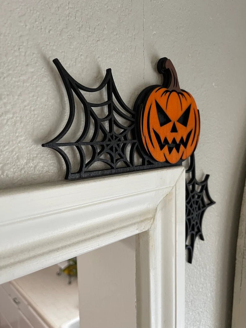 Halloween Door Corner Sign - Door Corner Decor - Halloween Decorating - Halloween Signs - Spider Web Decor - Halloween Color - Pumpkin - Family Watchs